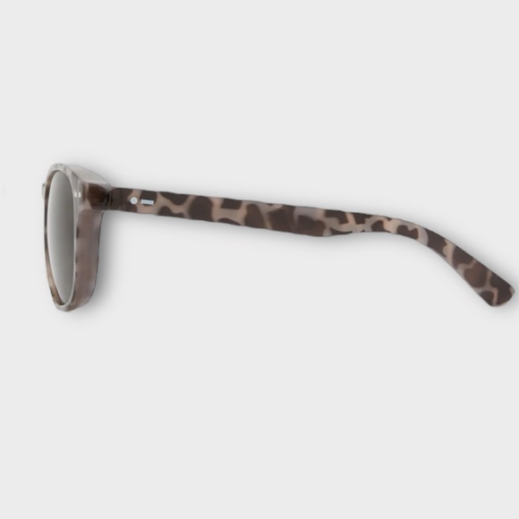 Dot Dash Driver Vintage Wayfarer Sunglasses Unisex UPF 400 NWT - Picture 3 of 15